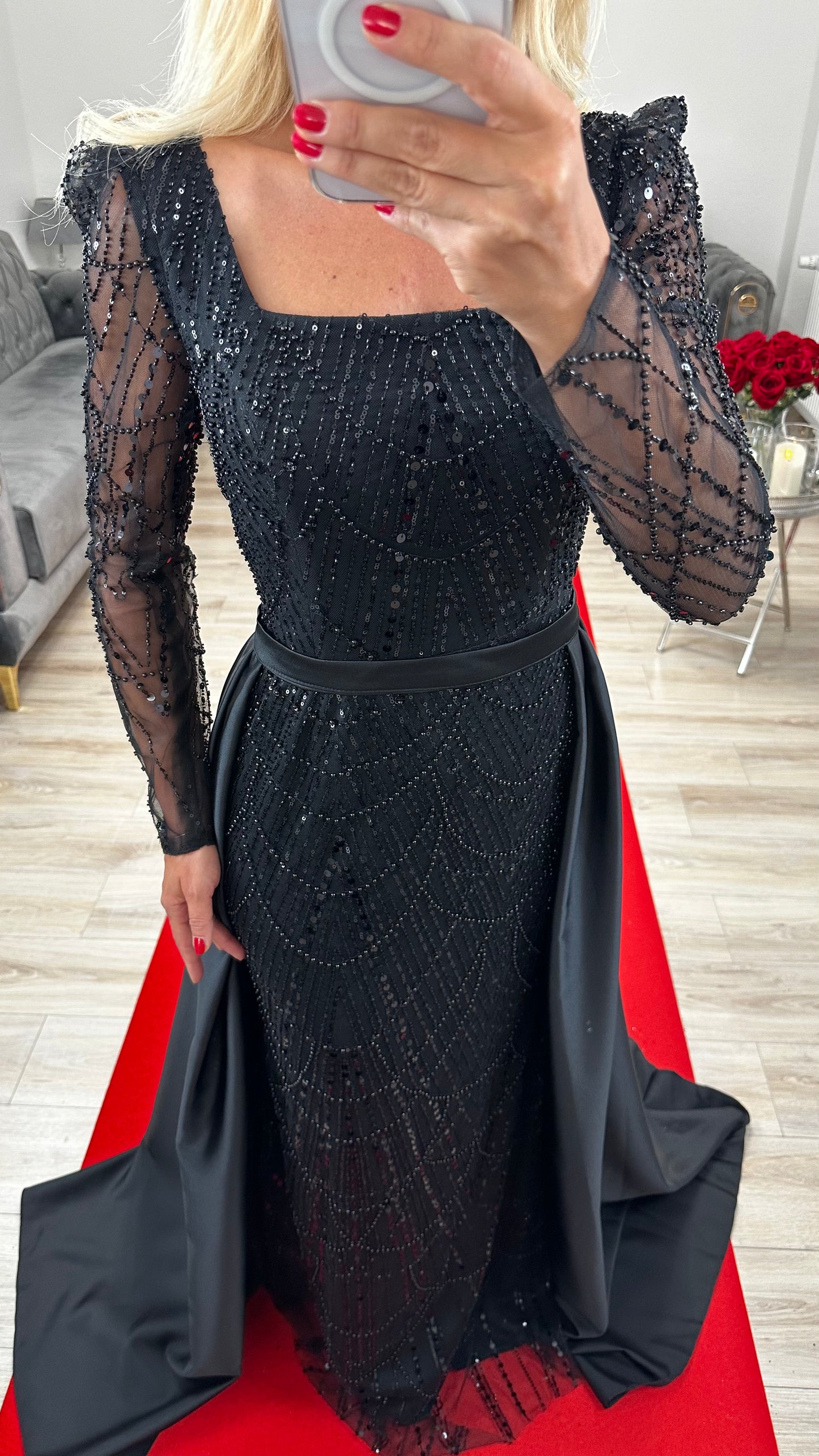Abendkleid mit Schleppe Schwarz