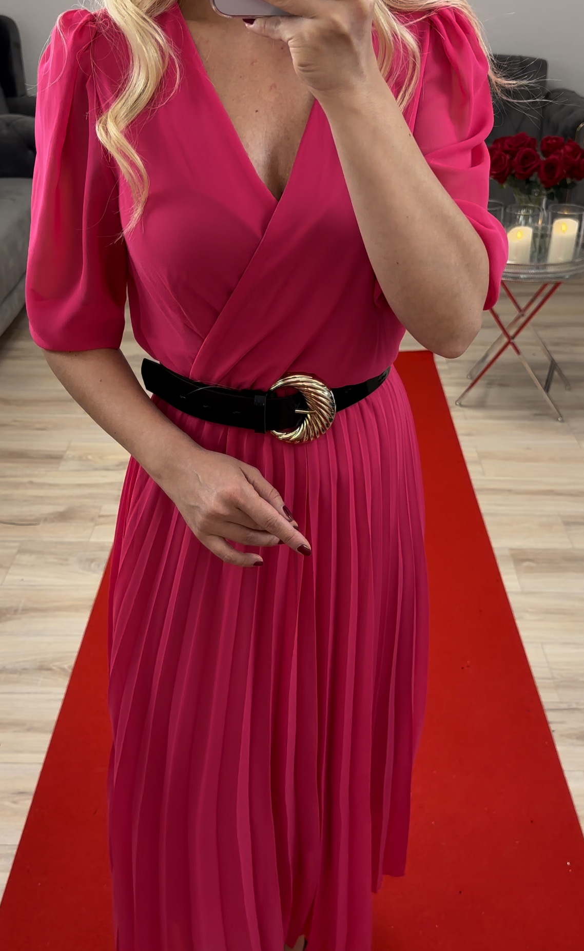 Kleid mit Gürtel Fuchsia