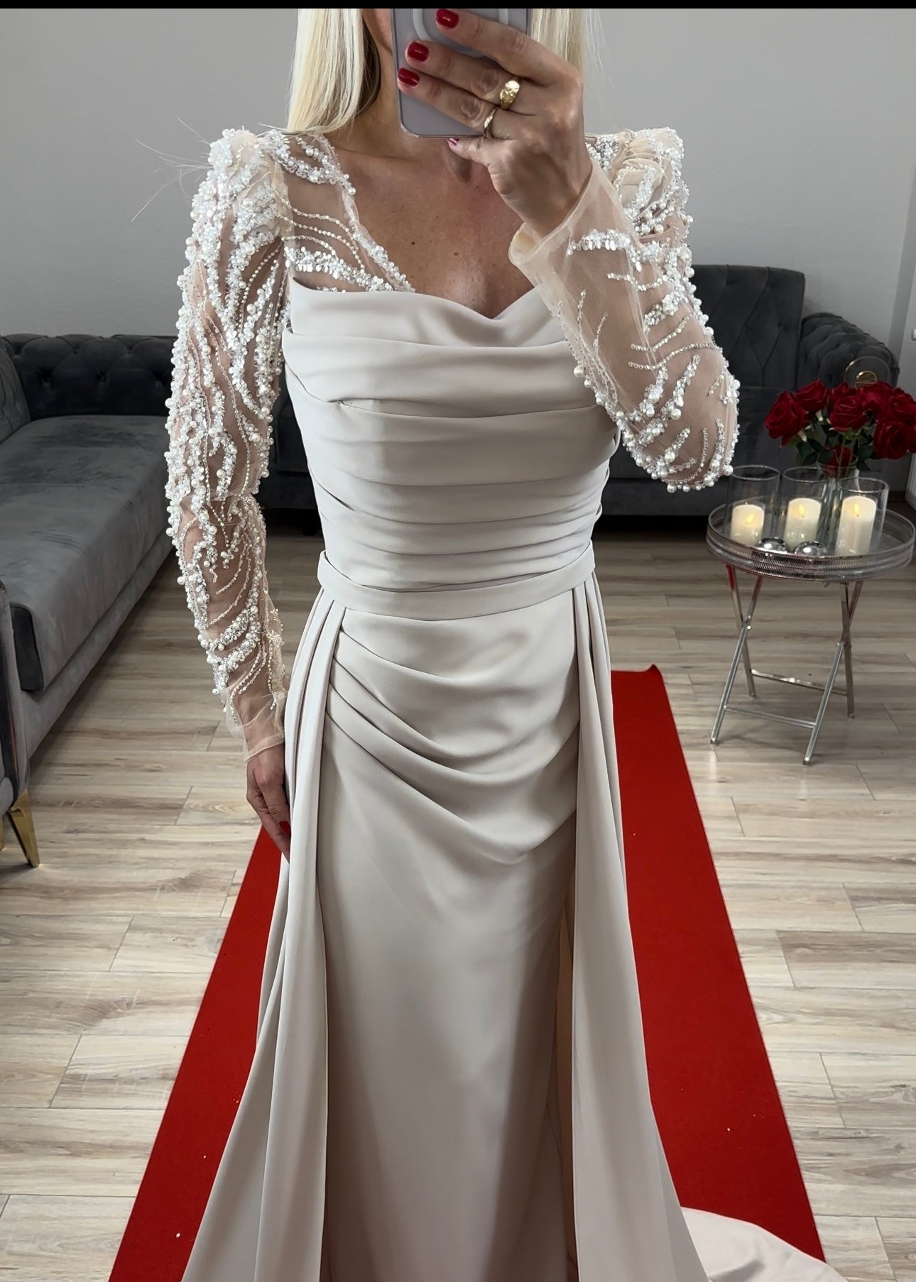 Abendkleid Beige mit Perlen